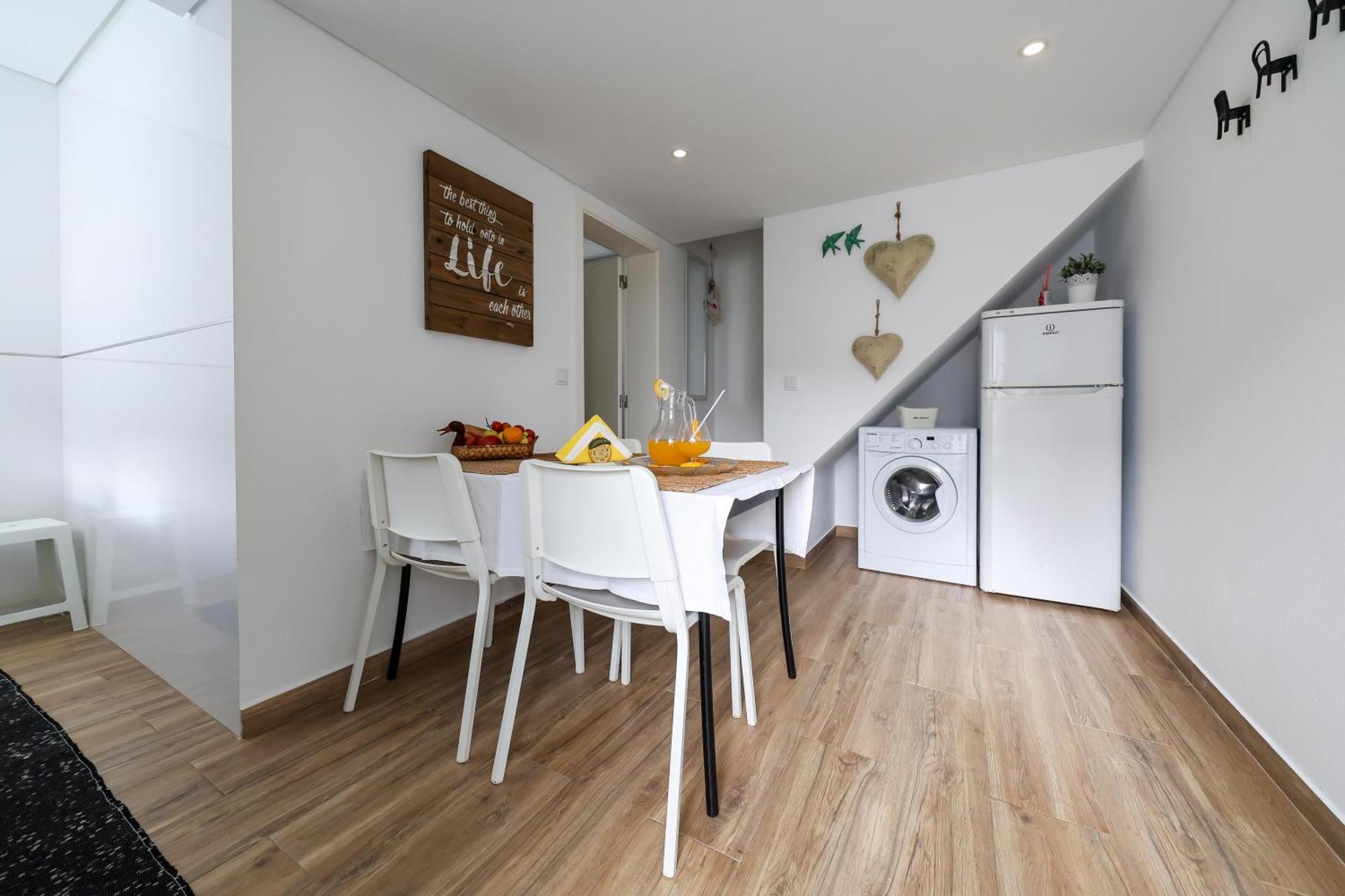Casas Com Amoras In Serra Da Pescaria *