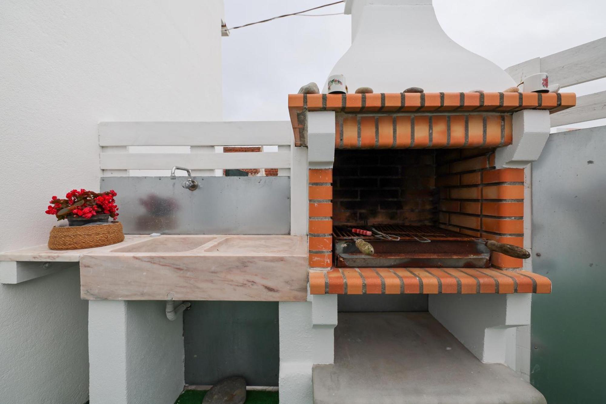 Casas Com Amoras In Serra Da Pescaria