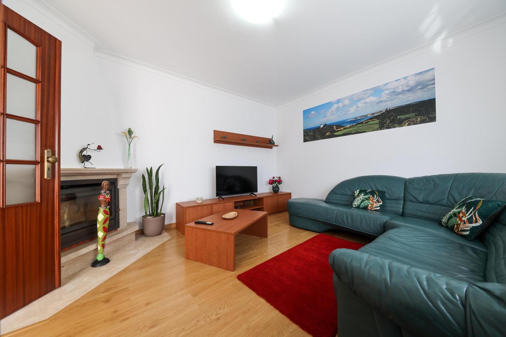 Casas Com Amoras In Serra Da Pescaria * Famalicao