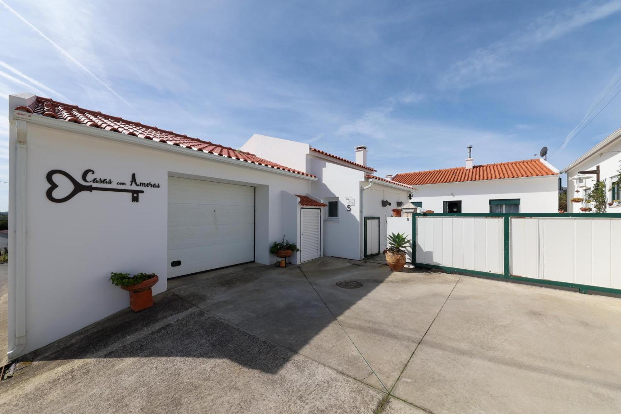 Holiday home Casas Com Amoras In Serra Da Pescaria Famalicao
